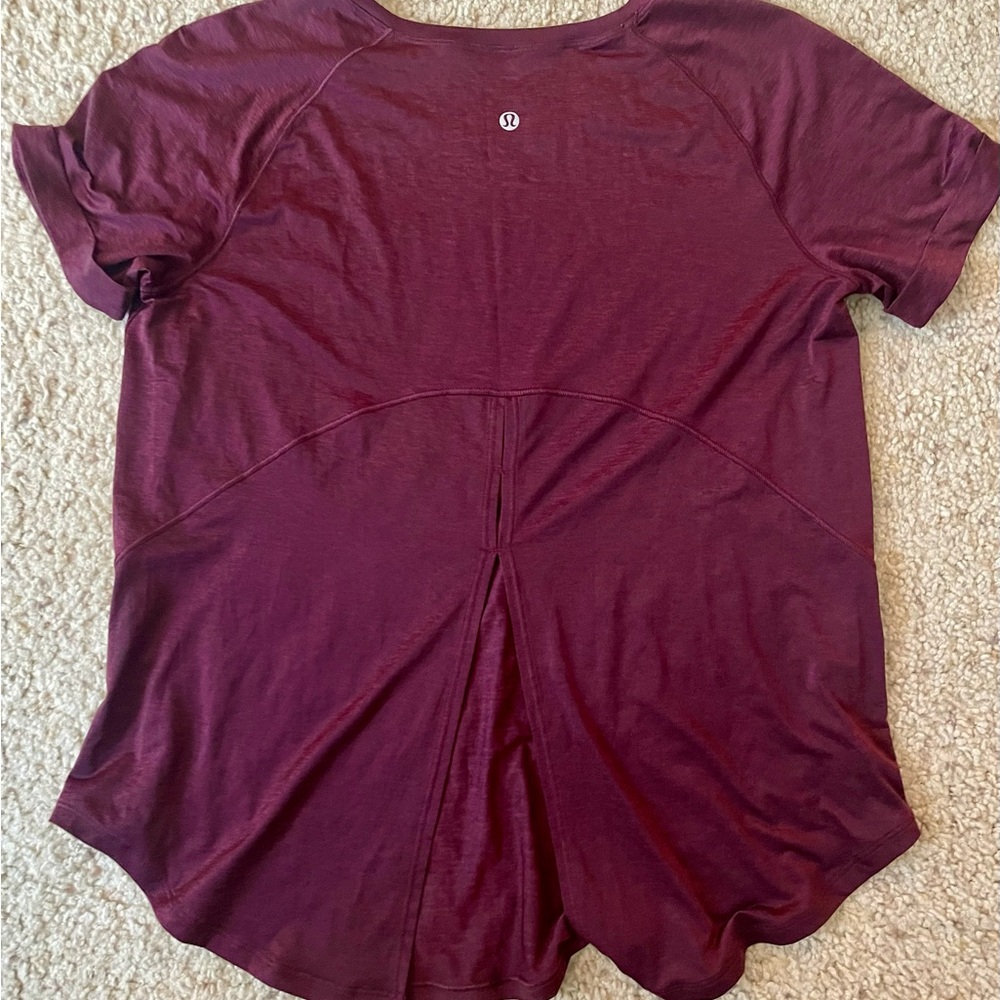 Lululemon top